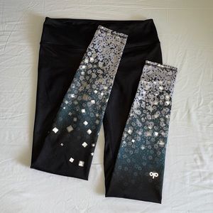 Alo Yoga Metallic Airbrush Legging